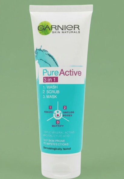 Garnier 3 In 1 Pure Active Face Wash